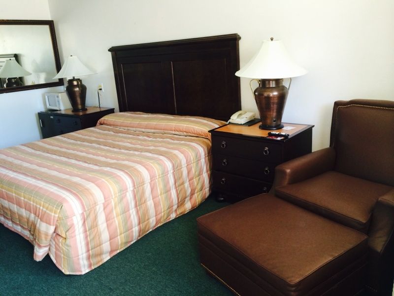 Glen Rose Inn & Suites Room photo